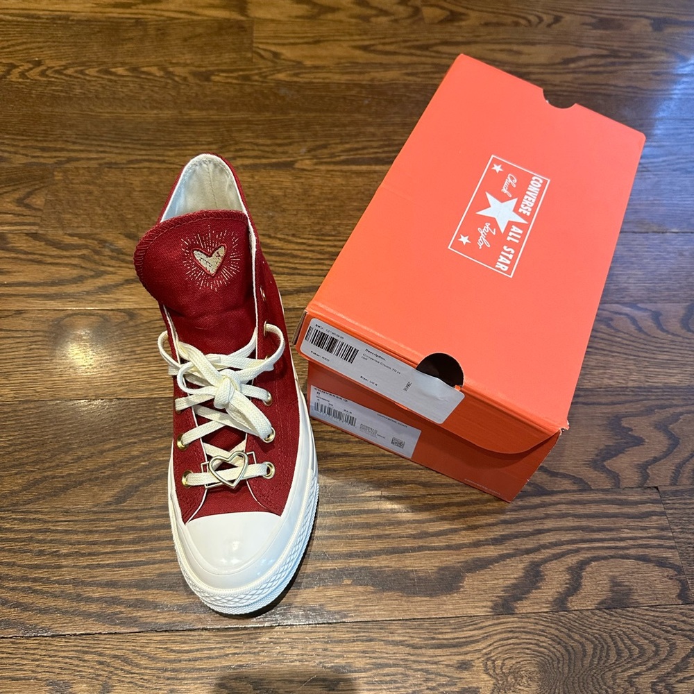 Converse Chuck 70 Hearts Women’s Sneakers - Picture 6 of 15